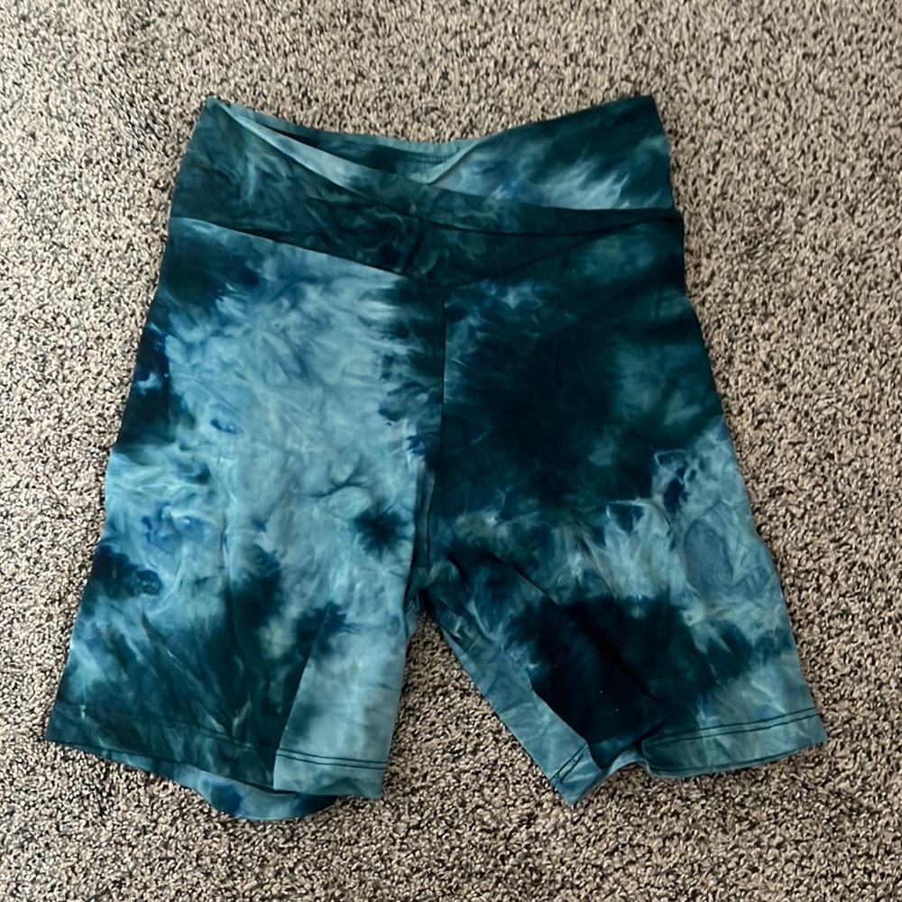 Tie die super soft biker shorts